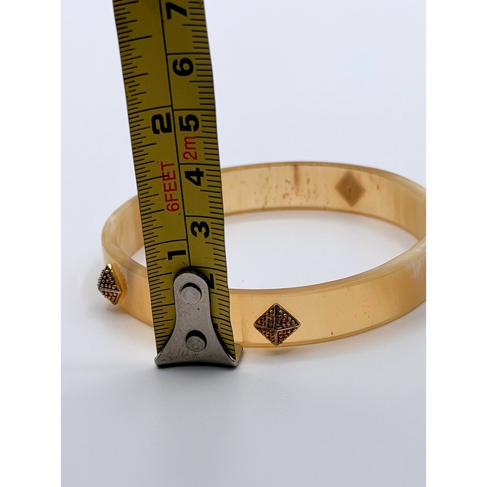 Honey Amber Resin Bangle Bracelet Gold Tone Pyramid Stud Boho Modernist Earthy - Picture 2 of 7